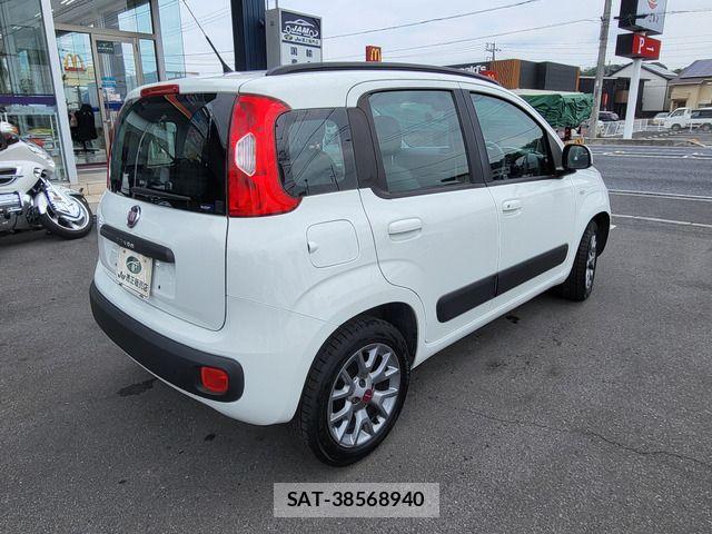 Fiat PANDA 2019-02 7500546-15