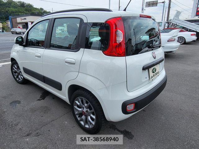 Fiat PANDA 2019-02 7500546-1