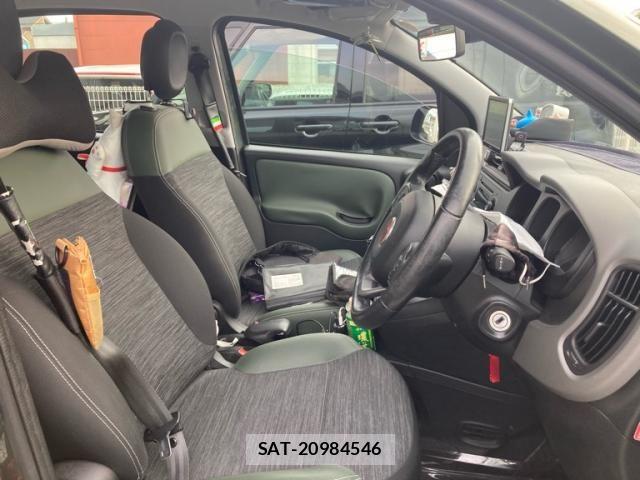 Fiat PANDA 2017-10 7784878-11