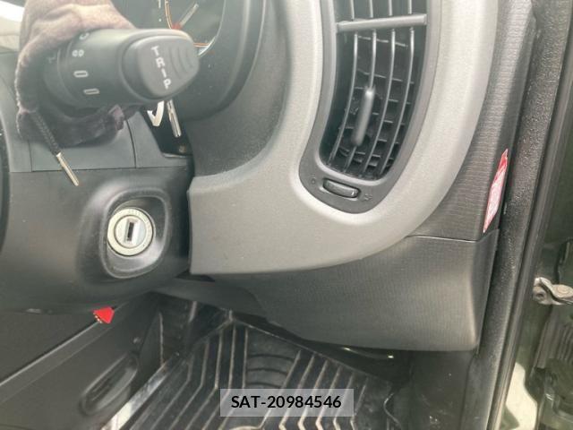 Fiat PANDA 2017-10 7784878-18