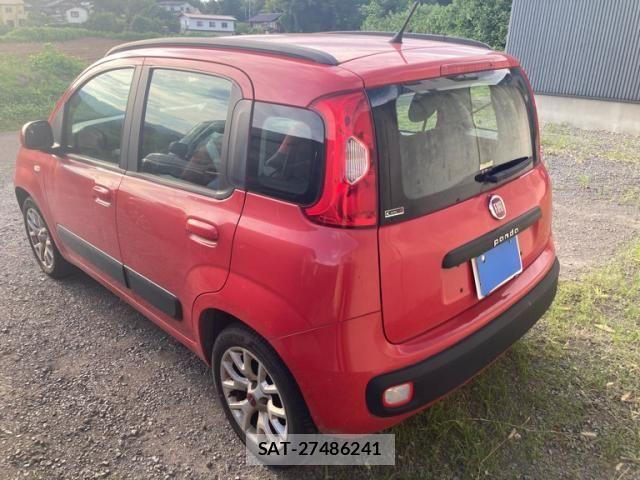 Fiat PANDA 2018-10 8245187-4