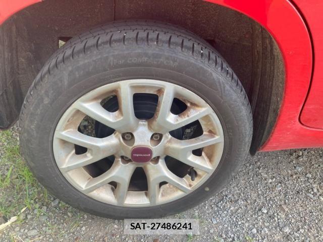 Fiat PANDA 2018-10 8245187-6