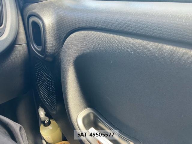 Fiat PANDA 2017-12 8314412-12