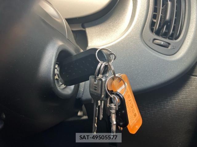 Fiat PANDA 2017-12 8314412-13
