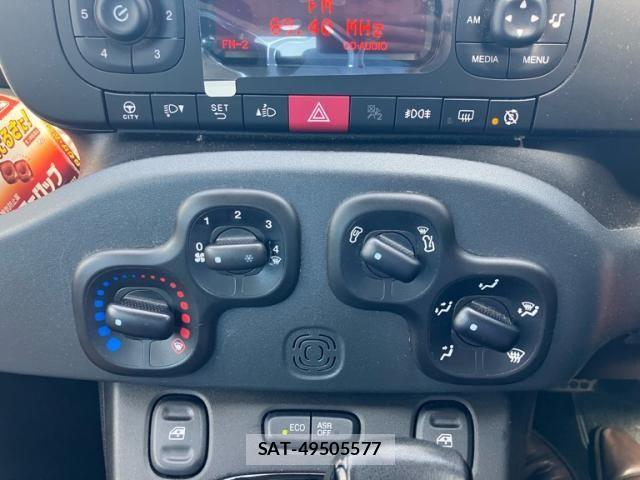 Fiat PANDA 2017-12 8314412-16