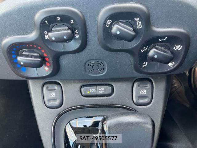 Fiat PANDA 2017-12 8314412-18