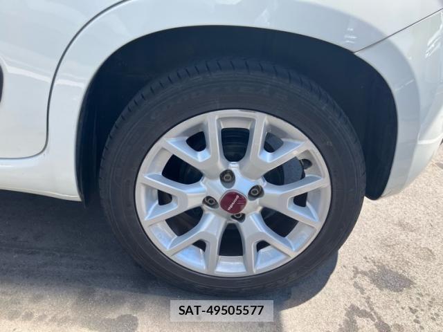 Fiat PANDA 2017-12 8314412-4