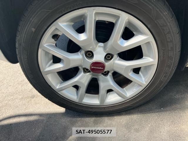 Fiat PANDA 2017-12 8314412-7