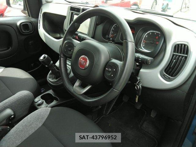Fiat PANDA 2022-02 8626735-1