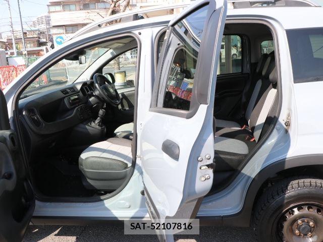Fiat PANDA 2021-05 4753410-8