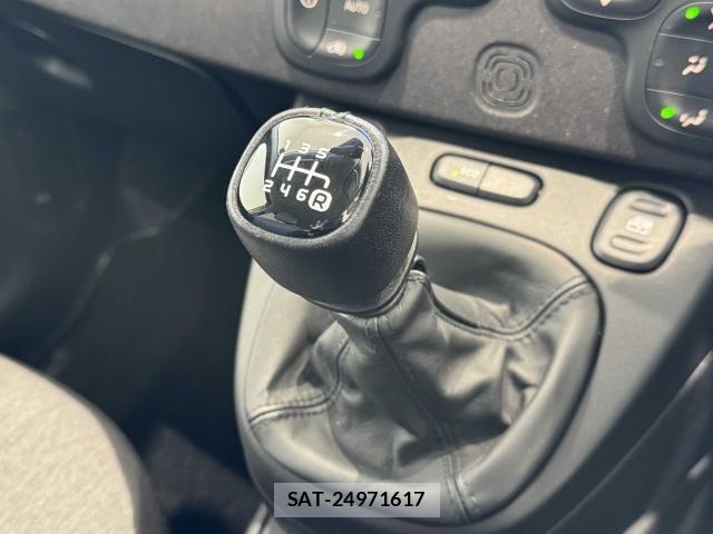 Fiat PANDA 2020-12 6671273-11