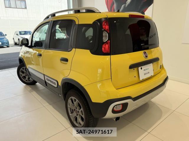 Fiat PANDA 2020-12 6671273-29