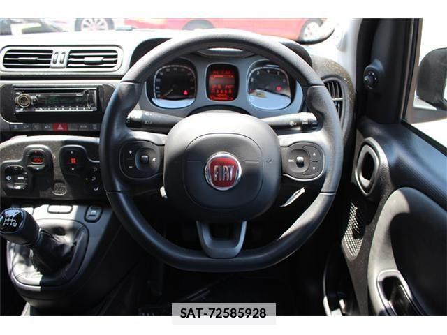 Fiat PANDA 2021-05 7876443-9