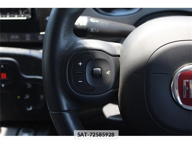 Fiat PANDA 2021-05 7876443-10