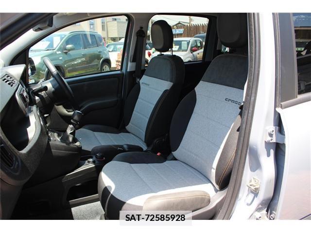 Fiat PANDA 2021-05 7876443-14