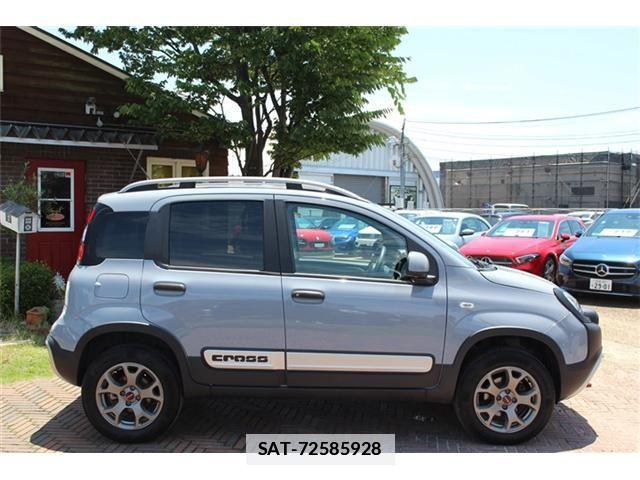 Fiat PANDA 2021-05 7876443-1