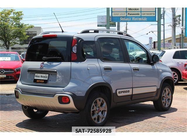 Fiat PANDA 2021-05 7876443-2