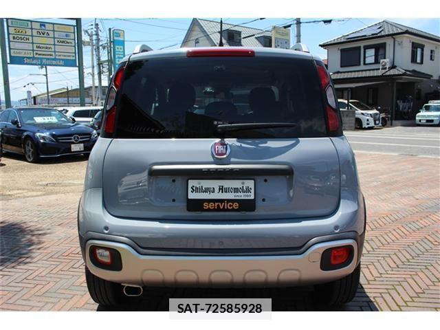 Fiat PANDA 2021-05 7876443-4