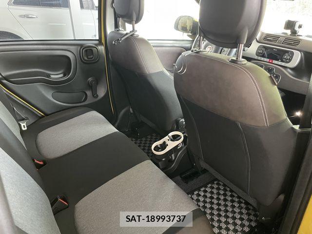 Fiat PANDA 2021-04 7961588-11