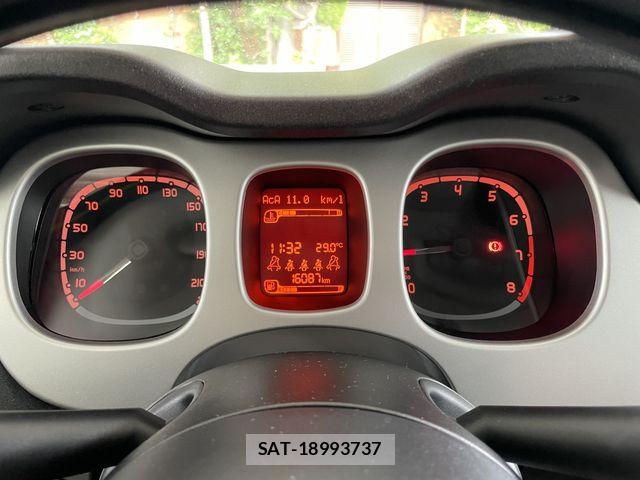 Fiat PANDA 2021-04 7961588-16