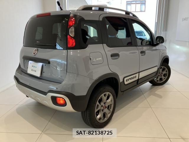 Fiat PANDA 2021-12 8130101-1