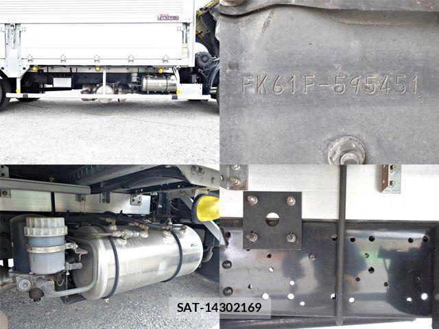 Mitsubishi FIGHTER 2017-10 638538-12
