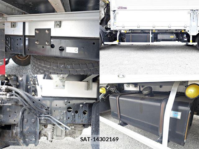Mitsubishi FIGHTER 2017-10 638538-14