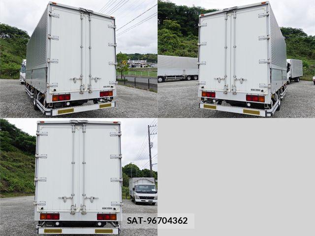 Mitsubishi FIGHTER 2006-11 987849-4