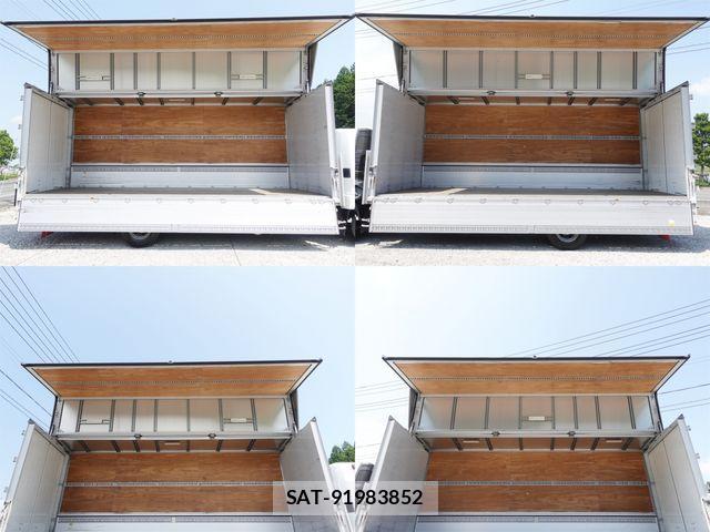 Mitsubishi FIGHTER 2014-08 1078295-7
