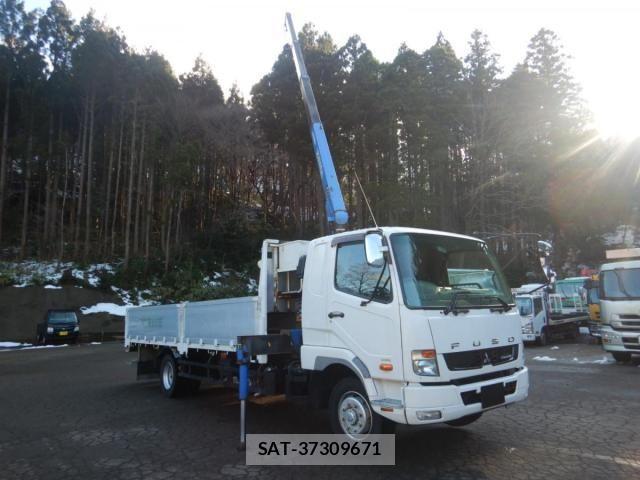 Mitsubishi FIGHTER 2012-06 1220947-7