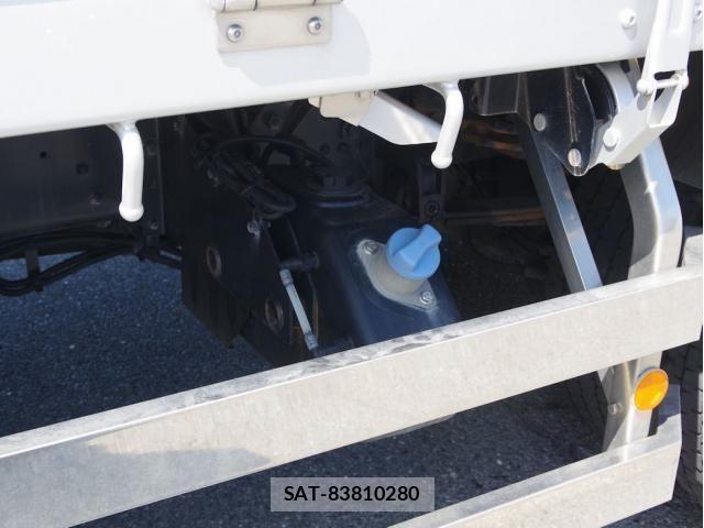 Mitsubishi FIGHTER 2023-03 1235973-15