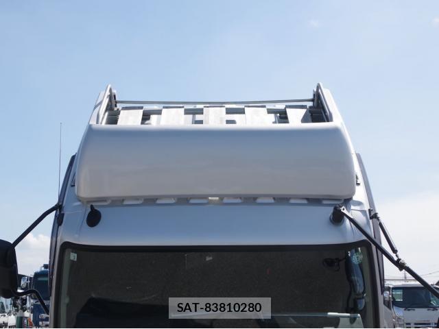 Mitsubishi FIGHTER 2023-03 1235973-16