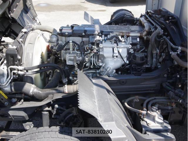 Mitsubishi FIGHTER 2023-03 1235973-21