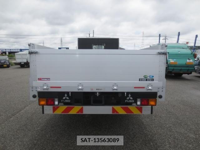 Mitsubishi FIGHTER 2020-03 1256778-6