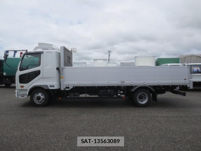 Mitsubishi FIGHTER 2020-03 1256778-8