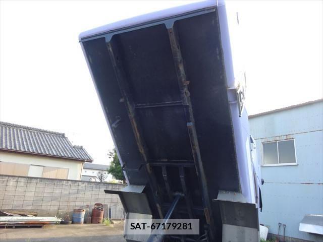Mitsubishi FIGHTER 2019-10 1271859-10