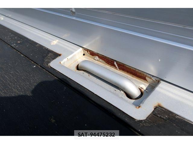 Mitsubishi FIGHTER 2024-07 1288415-7