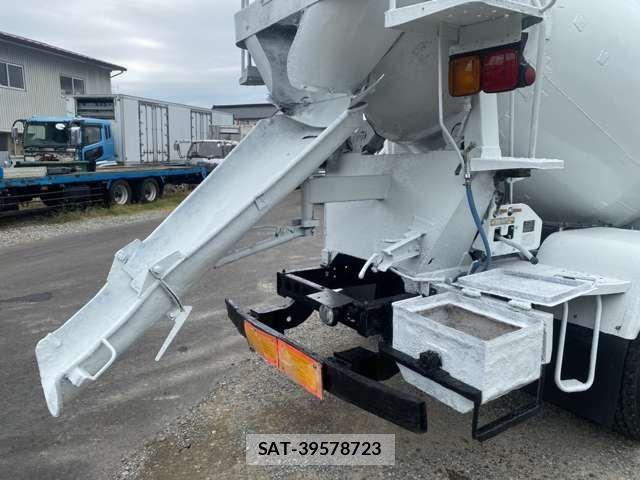 Mitsubishi FIGHTER 2005-04 1374637-2