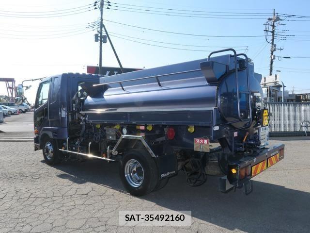 Mitsubishi FIGHTER 2019-03 1421785-2