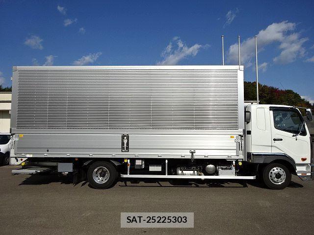 Mitsubishi FIGHTER 2024-10 1426116-4