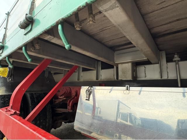 Mitsubishi FIGHTER 2016-12 1427319-21