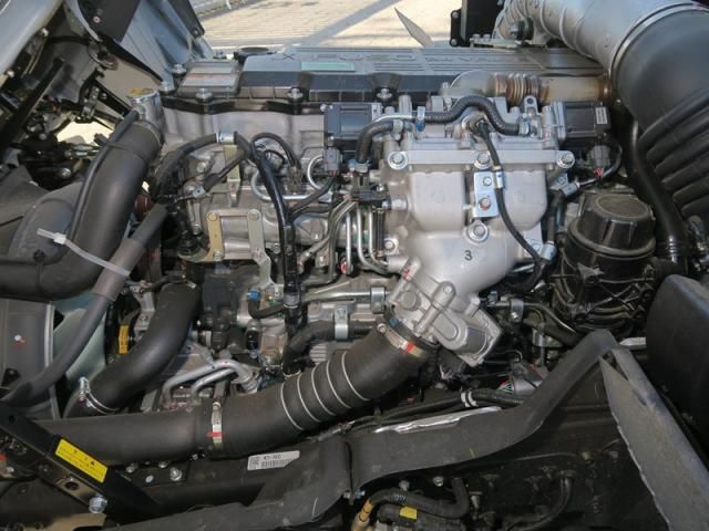 Mitsubishi FIGHTER 2024-12 1464927-22