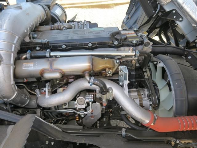 Mitsubishi FIGHTER 2024-12 1464927-23