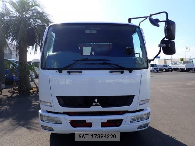 Mitsubishi FIGHTER 2011-09 858308-1
