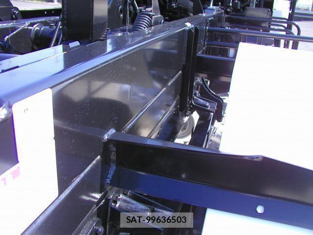 Mitsubishi FIGHTER 2024-11 792893-9