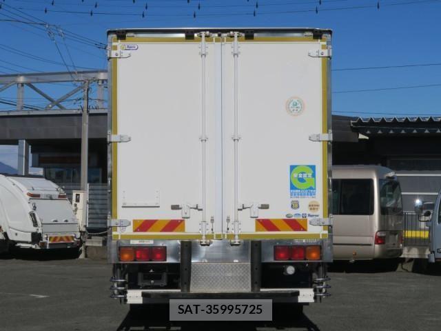 Mitsubishi FIGHTER 2015-07 695653-5