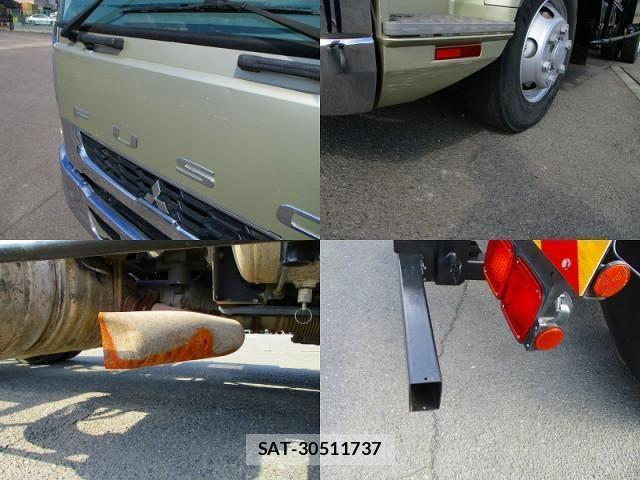 Mitsubishi FIGHTER 2024-03 535387-18