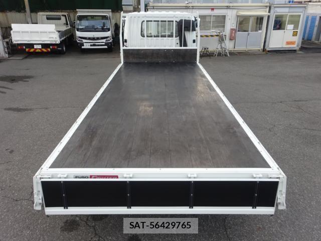 Mitsubishi FIGHTER 2022-08 535598-11