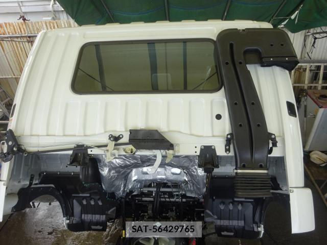 Mitsubishi FIGHTER 2022-08 535598-26