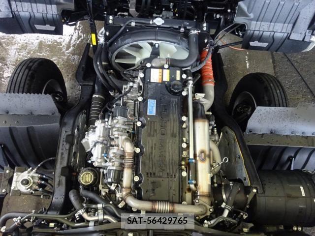 Mitsubishi FIGHTER 2022-08 535598-27